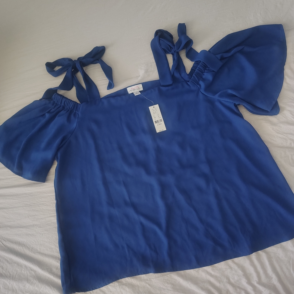 New York & Company Royal Blue Off-Shoulder Blouse